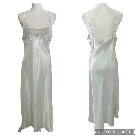 Vintage Intimo Amore Nightgown Sexy Satin Like Lace White Slip 90s Size Medium - Picture 11 of 11